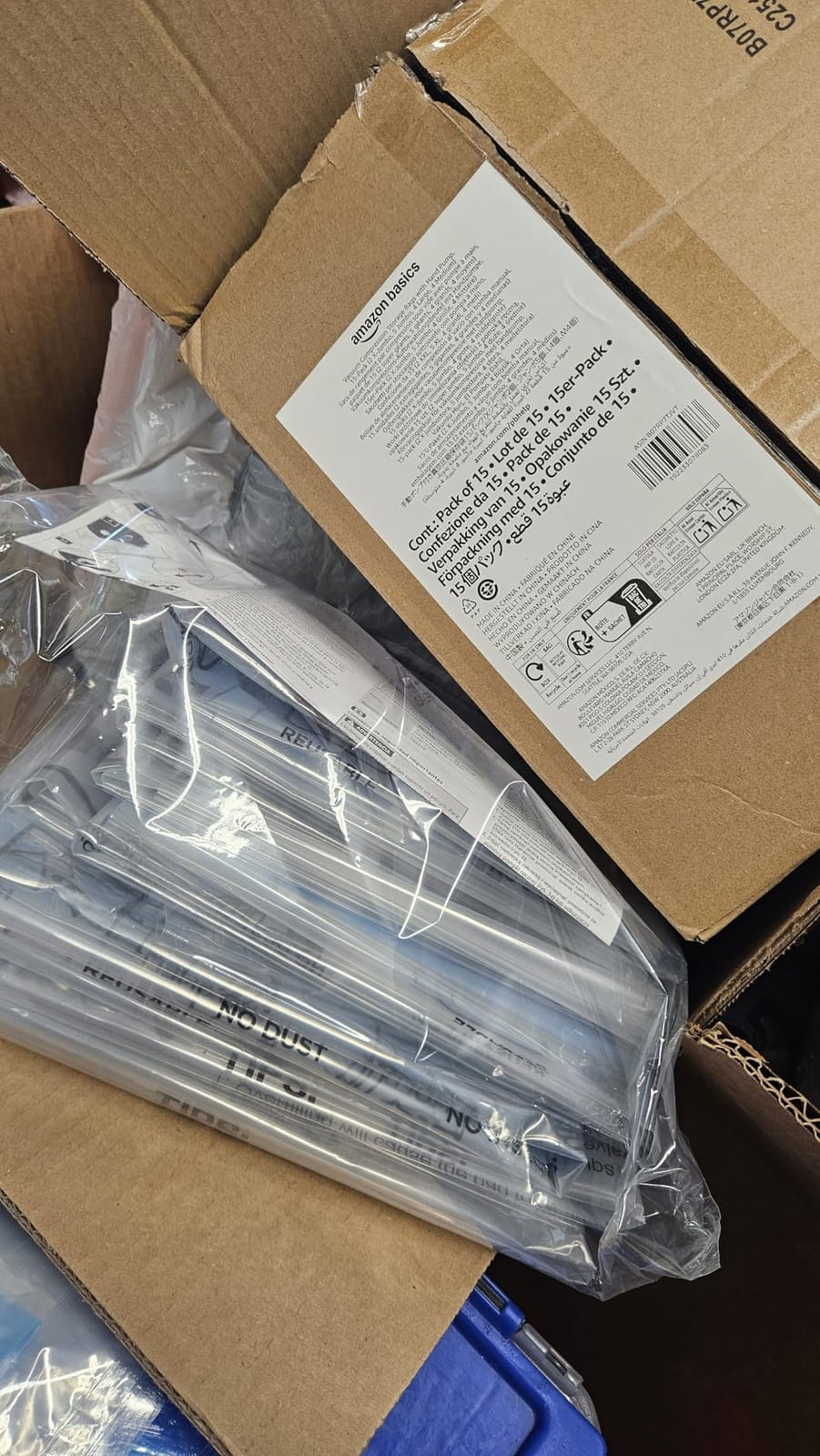 Amazon Basics Vacuum Storage Bags for Clothes, Compression Space Saving Storage Bags with Hand Pump, Reusable, Heavy-Duty Seal Protection, Multiple Sizes, White, 15-Pack customer photo 1