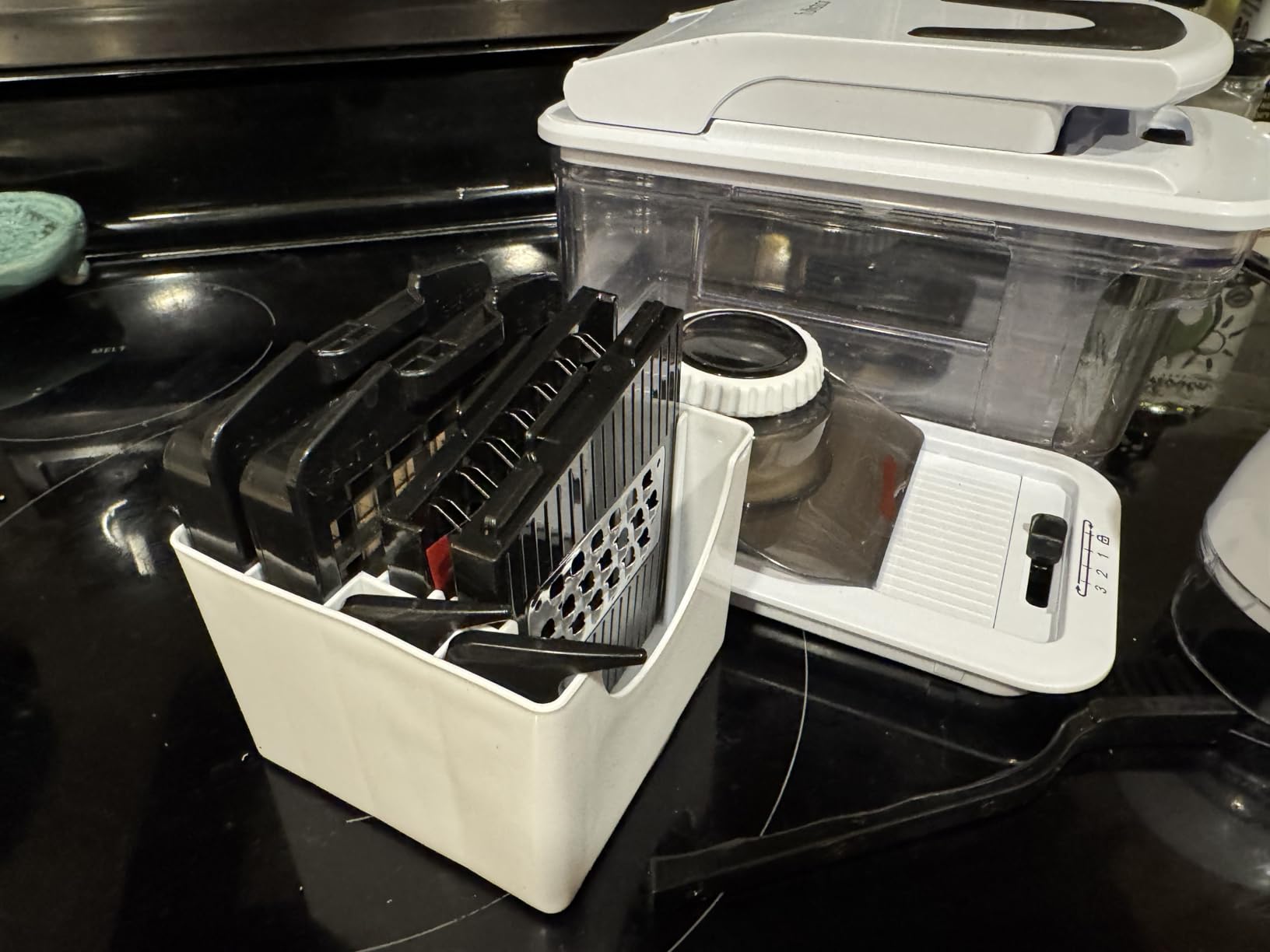 Fullstar Pro XL Vegetable Chopper & Mandoline Slicer w Pull-Out Catch Tray customer photo 1