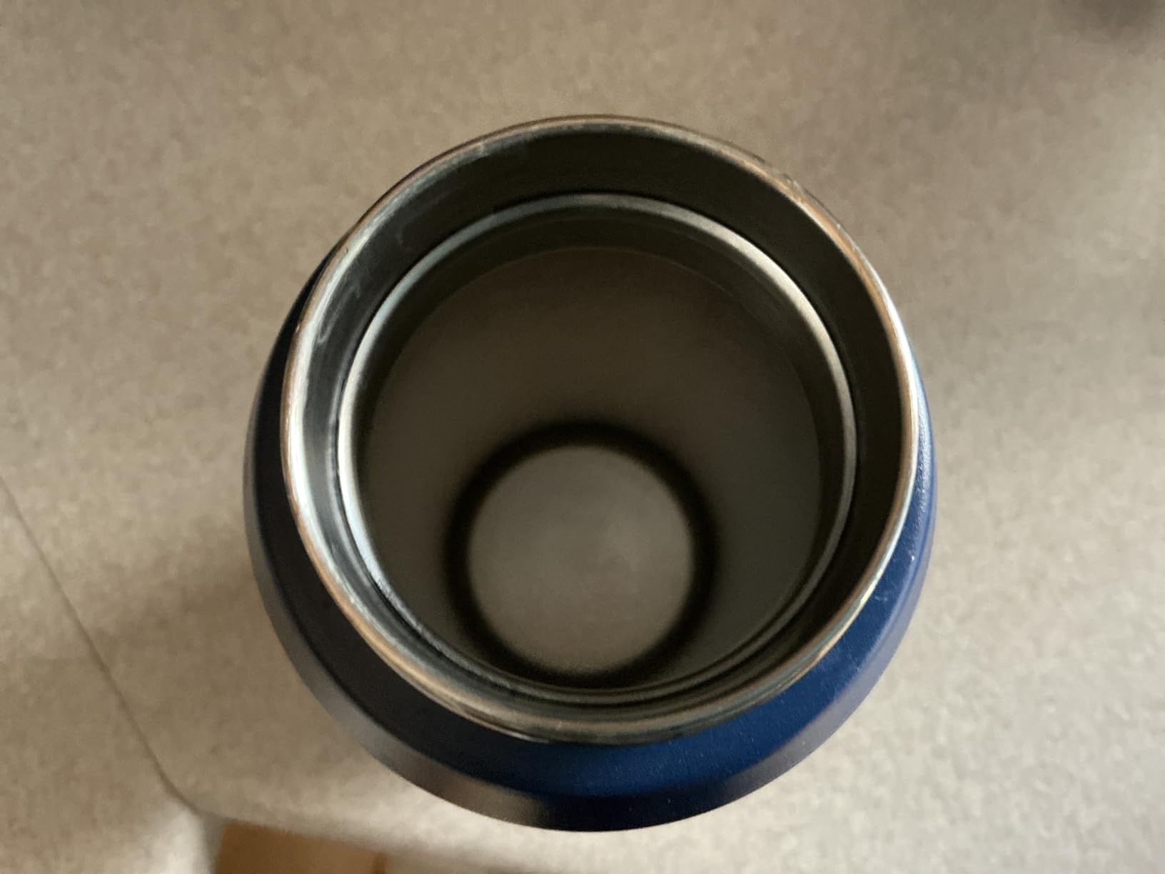 CamelBak Chute Mag Vacuum Insulated Stainless Steel Water Bottle, Magnetic Leak‑Resistant Cap for Everyday Hydration customer photo 1