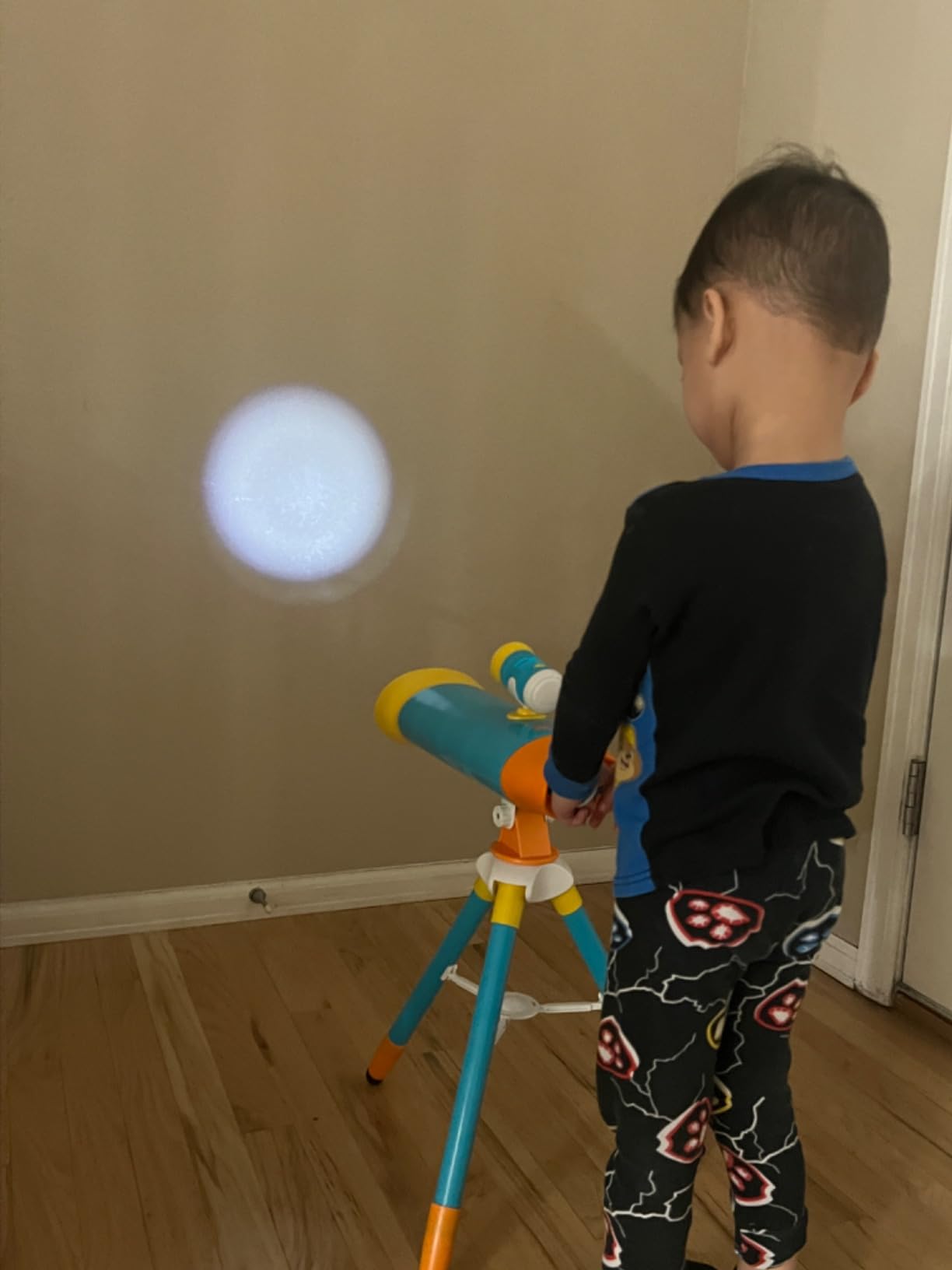Little Experimenter Projector Telescope, 24 Space Images, STEM Kids 3-12 customer photo 2