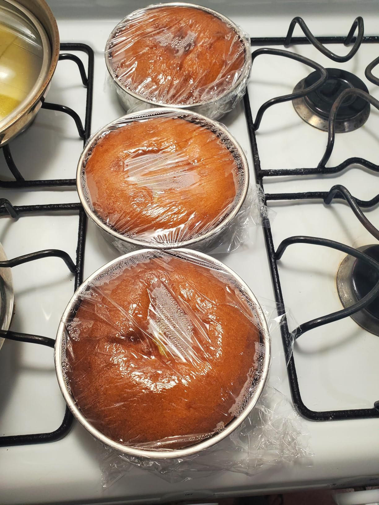 E-far 6 Inch Cake Pan Set of 3, Stainless Steel Round Smash Cake Baking Pans Tins, Non-Toxic & Healthy, Mirror Finish & Dishwasher Safe customer photo 2