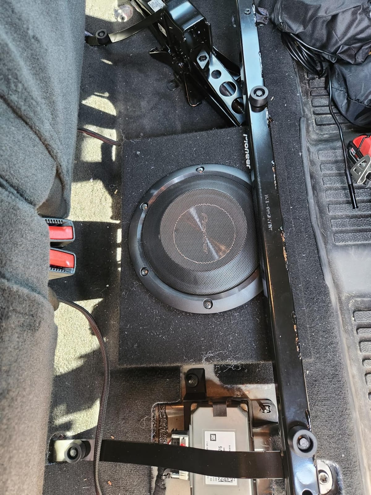 PIONEER A-Series TS-A2000LB Pre-Loaded Shallow-Mount 8