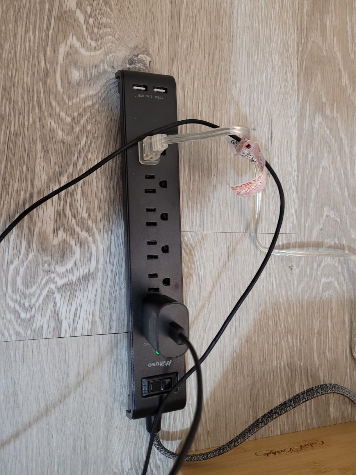 2 Pack Surge Protector Power Strip with 6 Outlets 4 USB Ports customer photo 2