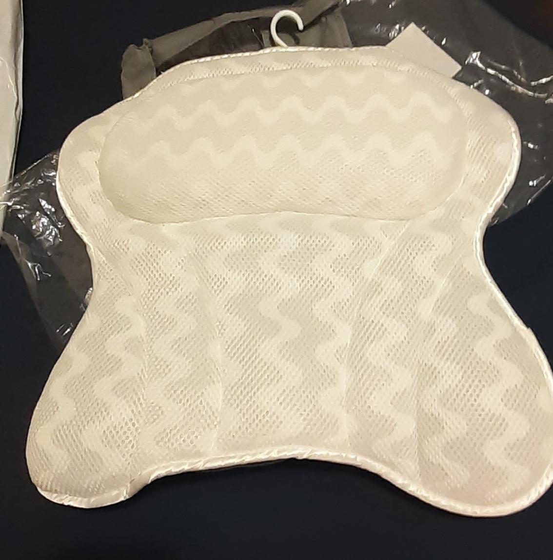 Bath Pillow for Tub, Luxury Spa Bathtub Head & Neck Cushion, Large Mesh customer photo 1
