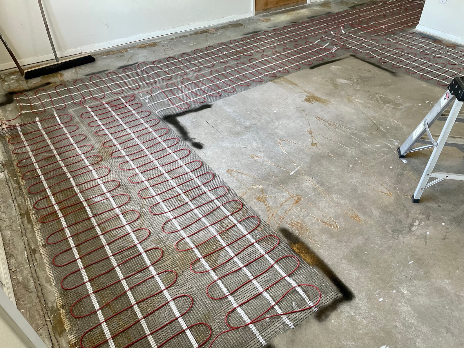 LuxHeat 10 sqft Floor Heating System, Prog Thermostat - 120V Heated Floor customer photo 2