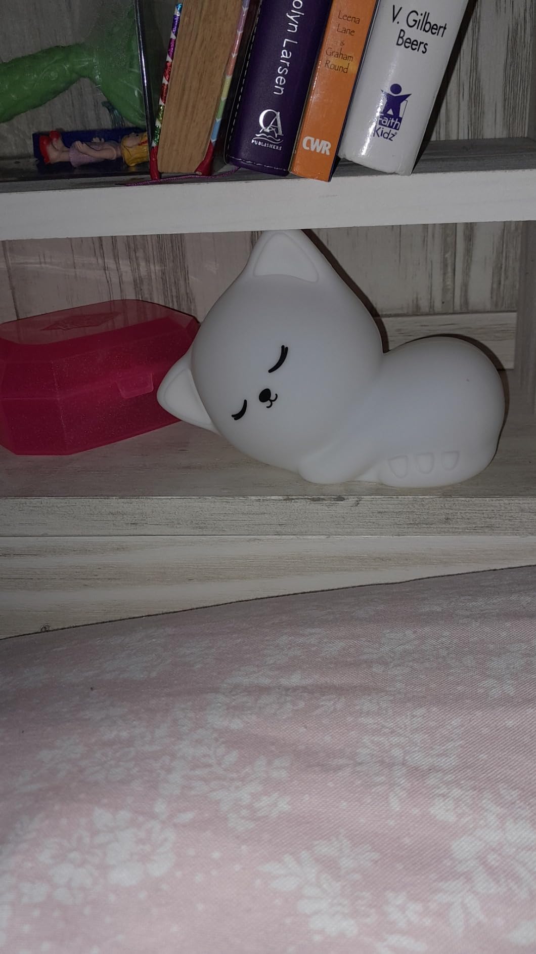 Cat Night Light for Kids 16 Colors, Silicone Squishy Girls Cat Themed Gifts customer photo 1