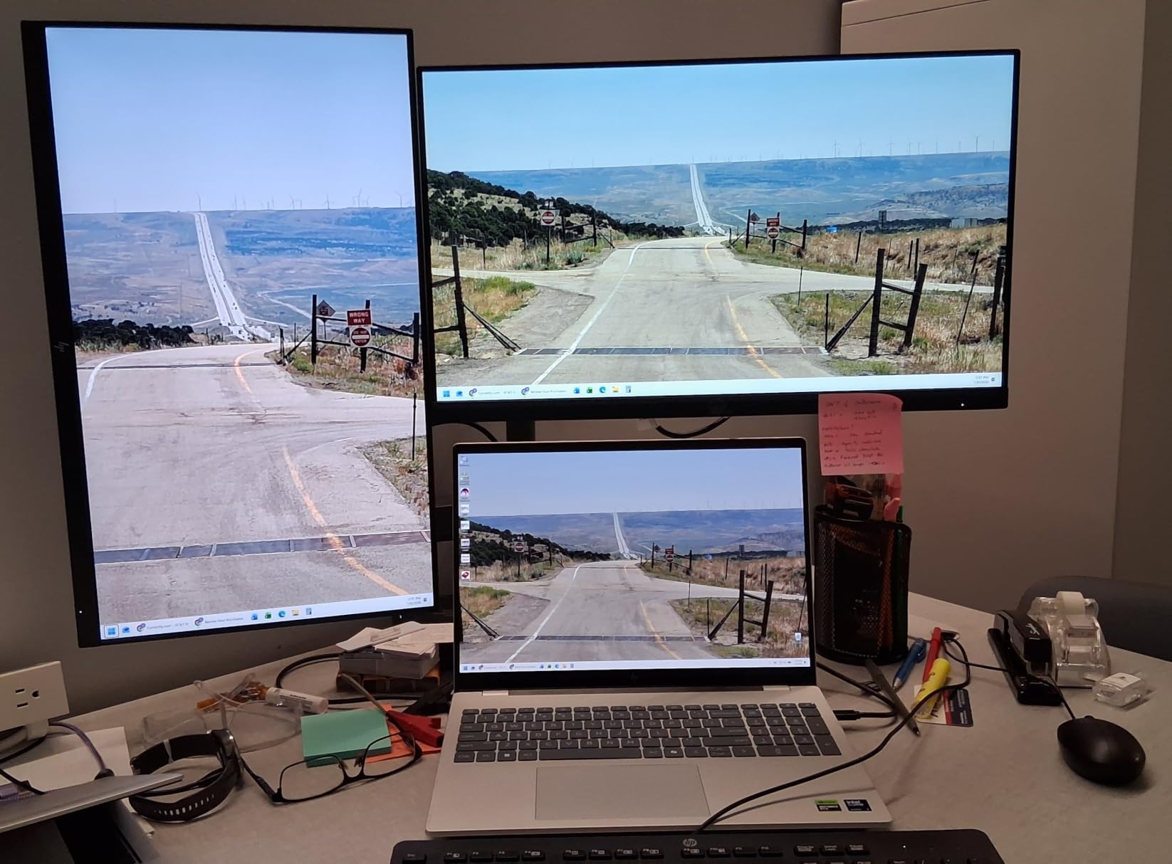 HUANUO 17-32 Inch Dual Monitor Stand, Stacked Monitor Mount, Monitor Arms for 2 Monitors, Ergonomic Adjustable Tilt/Swivel/Rotate, Weight Max 19.8 lbs, VESA 75/100mm customer photo 2
