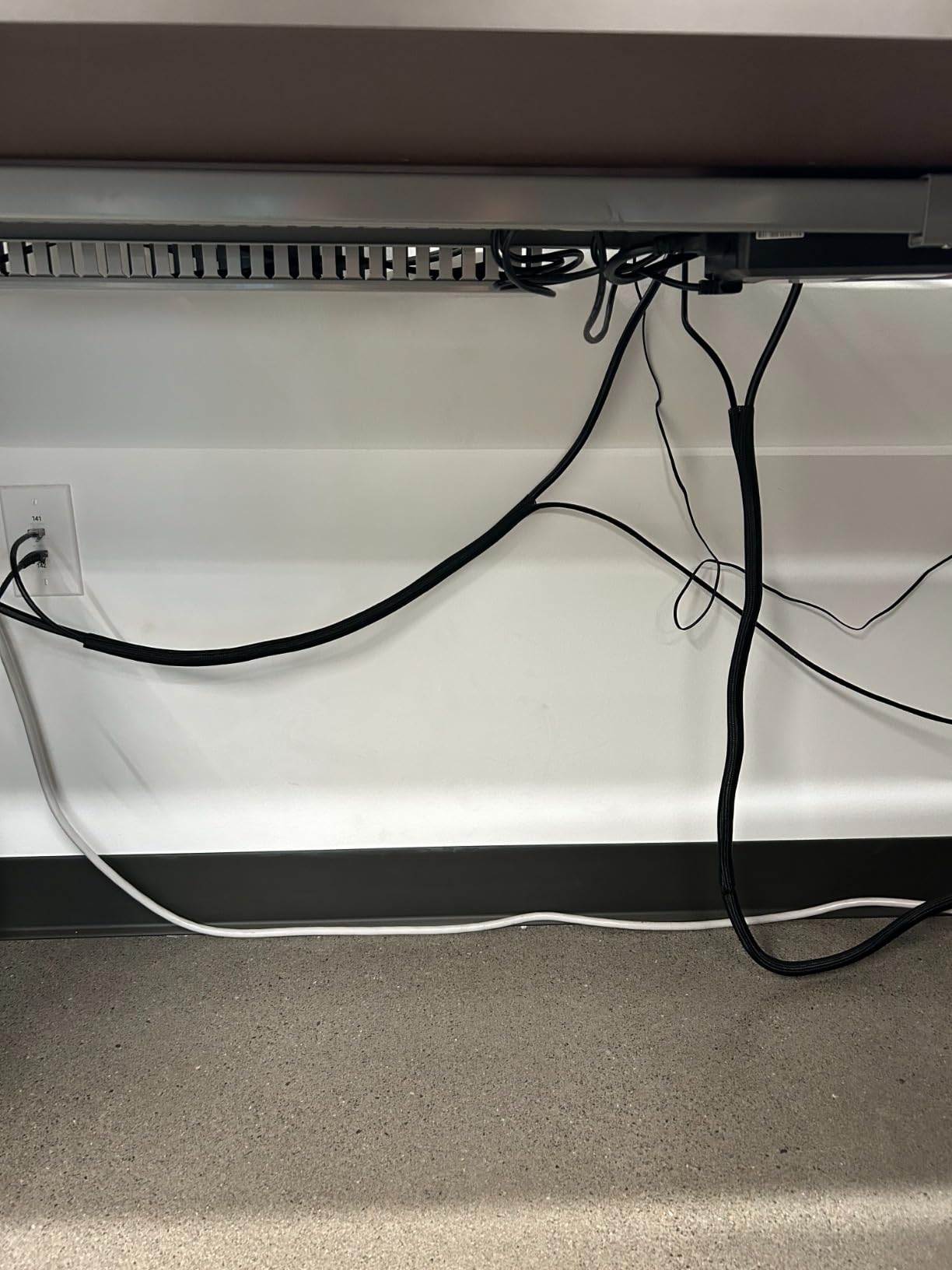 Cable Management Sleeve, Split Design, 25FT - 1/2 Inch, Black customer photo 2