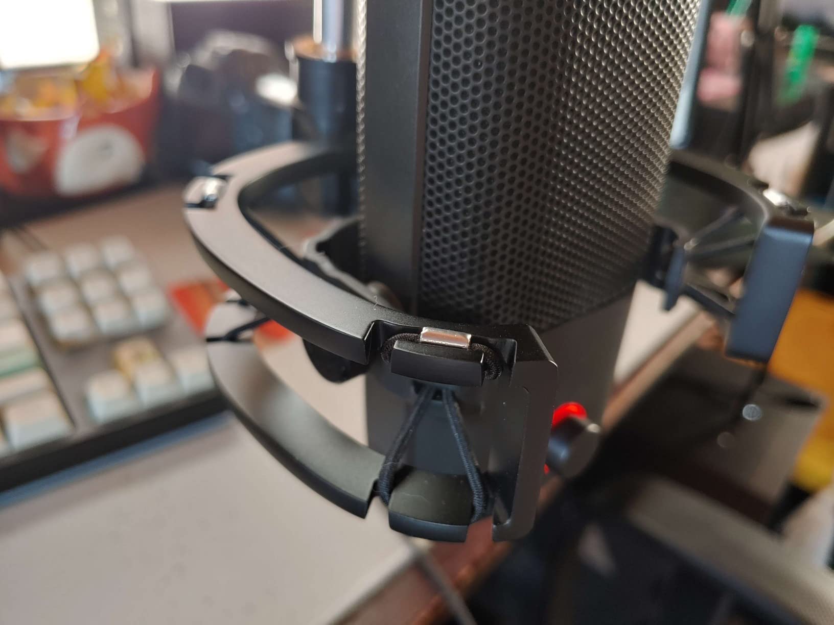 Elgato Shock Mount for Wave Microphones customer photo 1