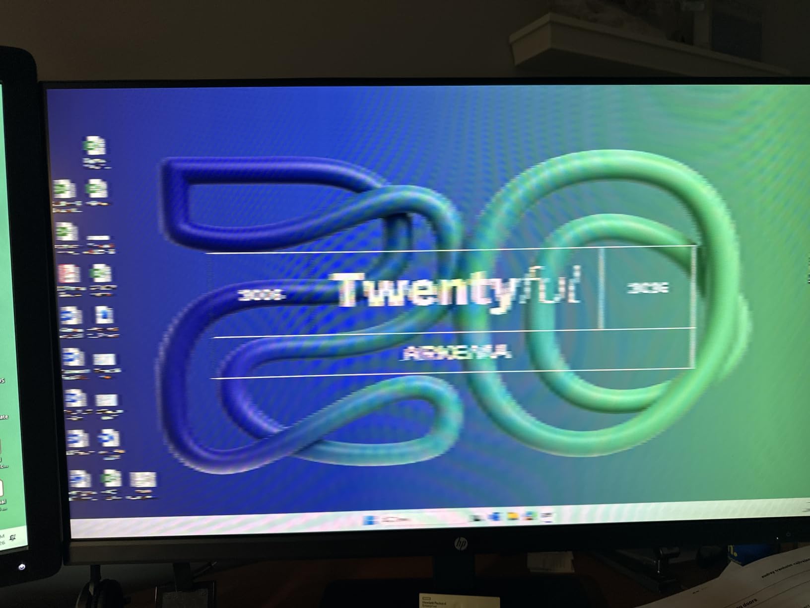 HP 24mh FHD Monitor - Computer Monitor with 23.8-Inch IPS Display (1080p) - Built-in Speakers and VESA Mounting - Height/Tilt Adjustment for Ergonomic Viewing - HDMI and DisplayPort - (1D0J9AA#ABA) customer photo 2