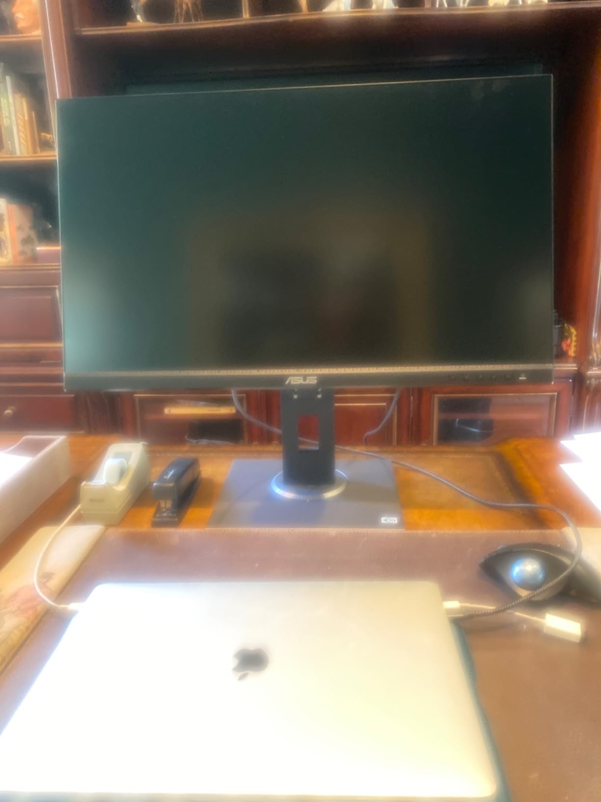 ASUS VA24DQ 24 Inch 1080P Computer Monitor, HDMI, DisplayPort, VGA, Speaker customer photo 1