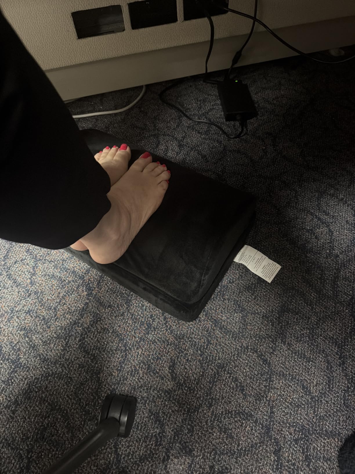 ComfiLife Foot Rest for Under Desk at Work – Adjustable Height Memory Foam Foot Stool for Under Desk, Office Chair & Gaming Chair – Ergonomic Footrest for Back & Hip Pain Relief (Black) customer photo 1