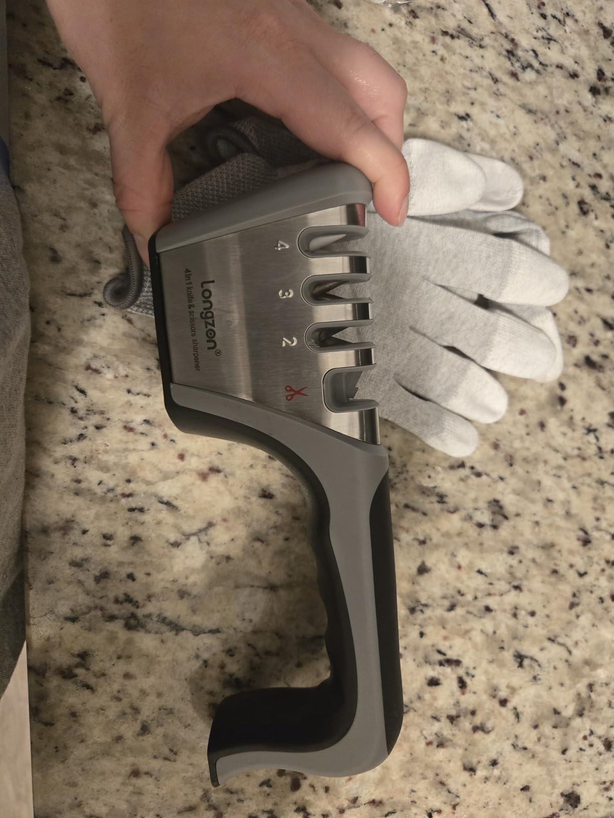 Longzon 5-in-1 Knife Sharpener 4 Stage with Cut-Resistant Glove, Quickly Sharpens & Restores Dull Blades, Easy & Safe for Home Manual Kitchen Use, Fits Most Knives and Scissors, Black+Silver customer photo 2