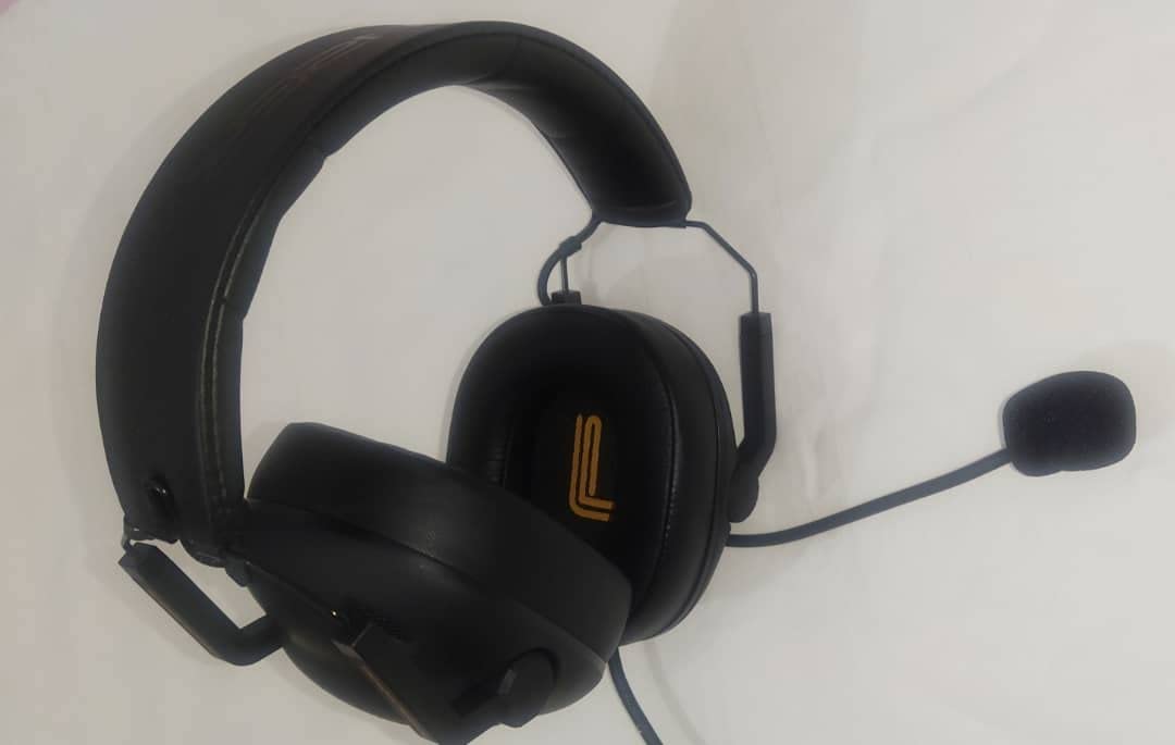 SENZER SG500 Gaming Headset with Noise Cancelling Microphone Black | Surround Sound Wired Gaming Headset Memory Foam Padding - Portable Foldable Headphones for PC, PS4, PS5, Xbox One, Switch customer photo 1