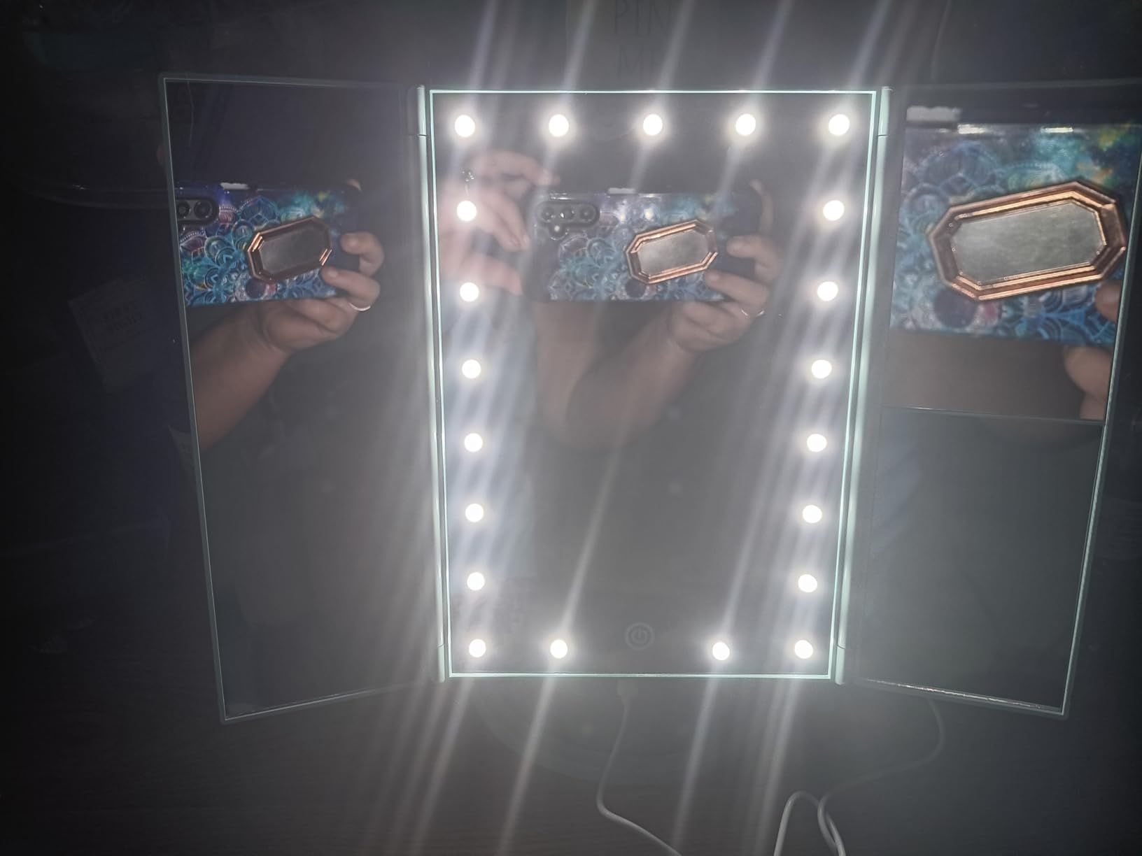 Flymiro Tri-fold Lighted Vanity Makeup Mirror with 3x/2x Magnification,Light up Mirror for Makeup,Touch Screen 21 LEDs,180° Rotation Countertop Cosmetic Mirror,Gifts for Women Mom Teen Girls customer photo 1