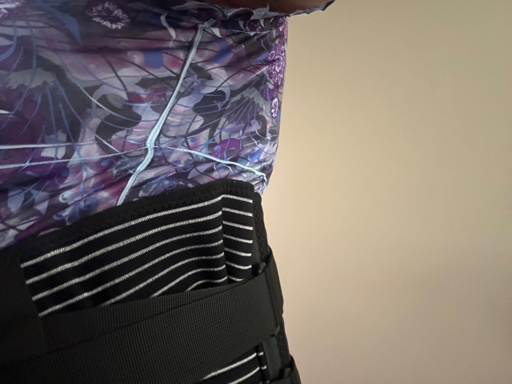 FREETOO Back Braces for Lower Back Pain Relief with 6 Stays, Breathable Back Support Belt for Men/Women for work , Anti-skid lumbar support belt with 16-hole Mesh for sciatica(L) customer photo 2