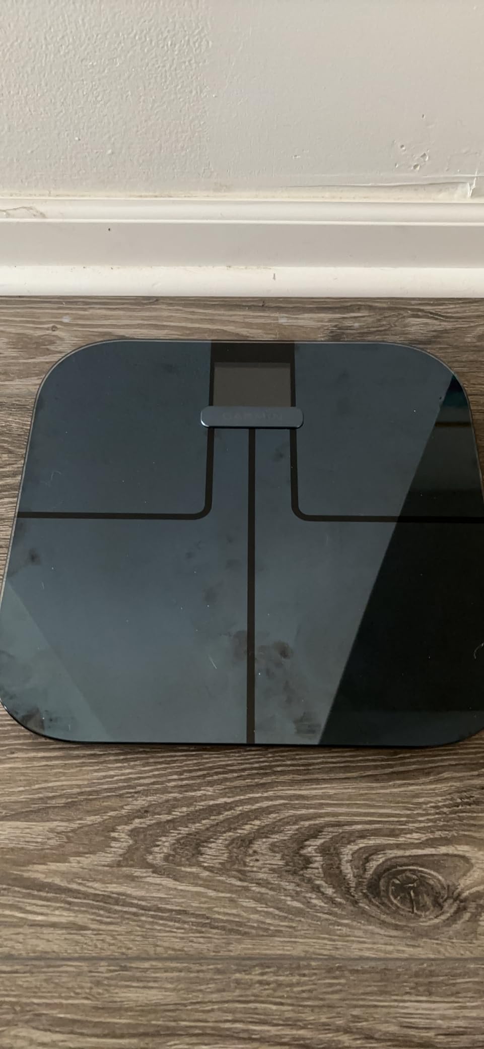 Garmin Index S2, Smart Scale with Wireless Connectivity, Measure Body Fat, Muscle, Bone Mass, Body Water% and More, White (010-02294-03) customer photo 2