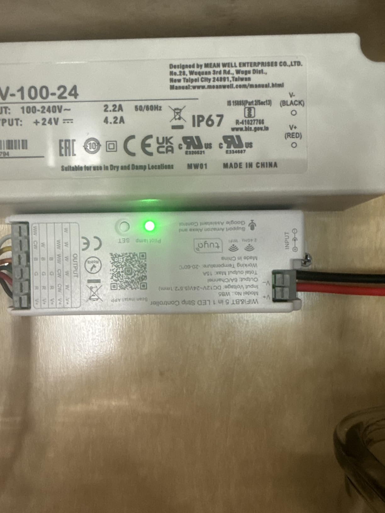 BTF-LIGHTING WB5 2.4GHz WiFi LED Controller for Dim/CCT/RGB/RGBW/RGBCCT LED customer photo 1