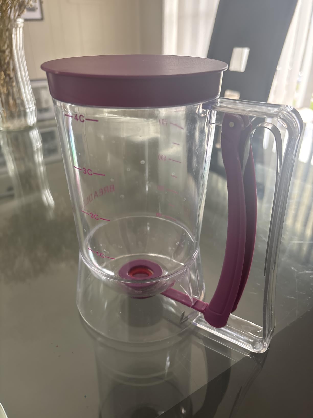 BBSTARZ Pancake Batter Dispenser – 4-Cup Batter Dispenser with Squeeze Handle & Measuring Marks for Pancakes, Waffles, Muffins, Crepes & Cupcakes – Baking Tool(Red) customer photo 1