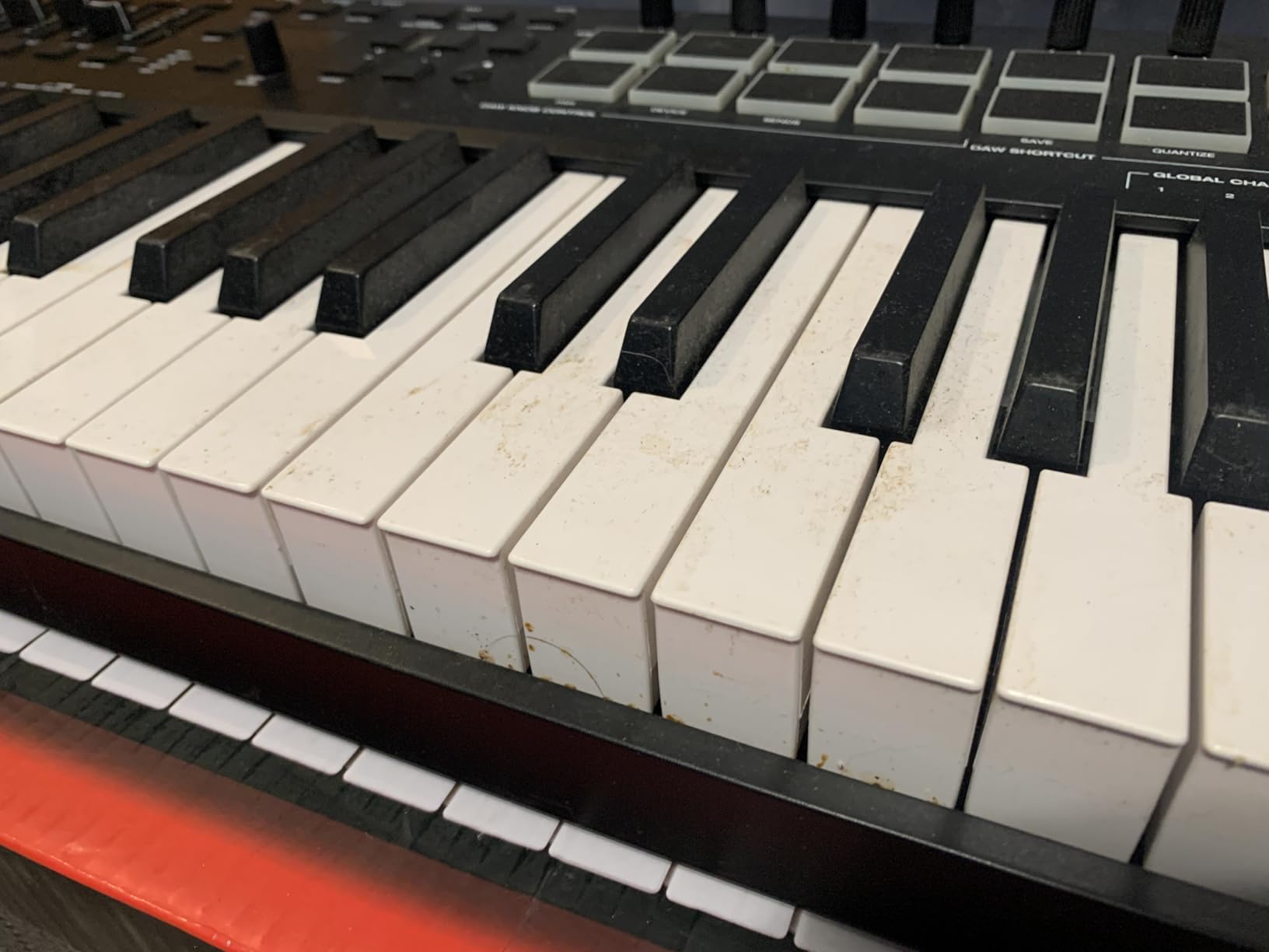 M-AUDIO Oxygen Pro 61 USB MIDI Keyboard Controller customer photo 2