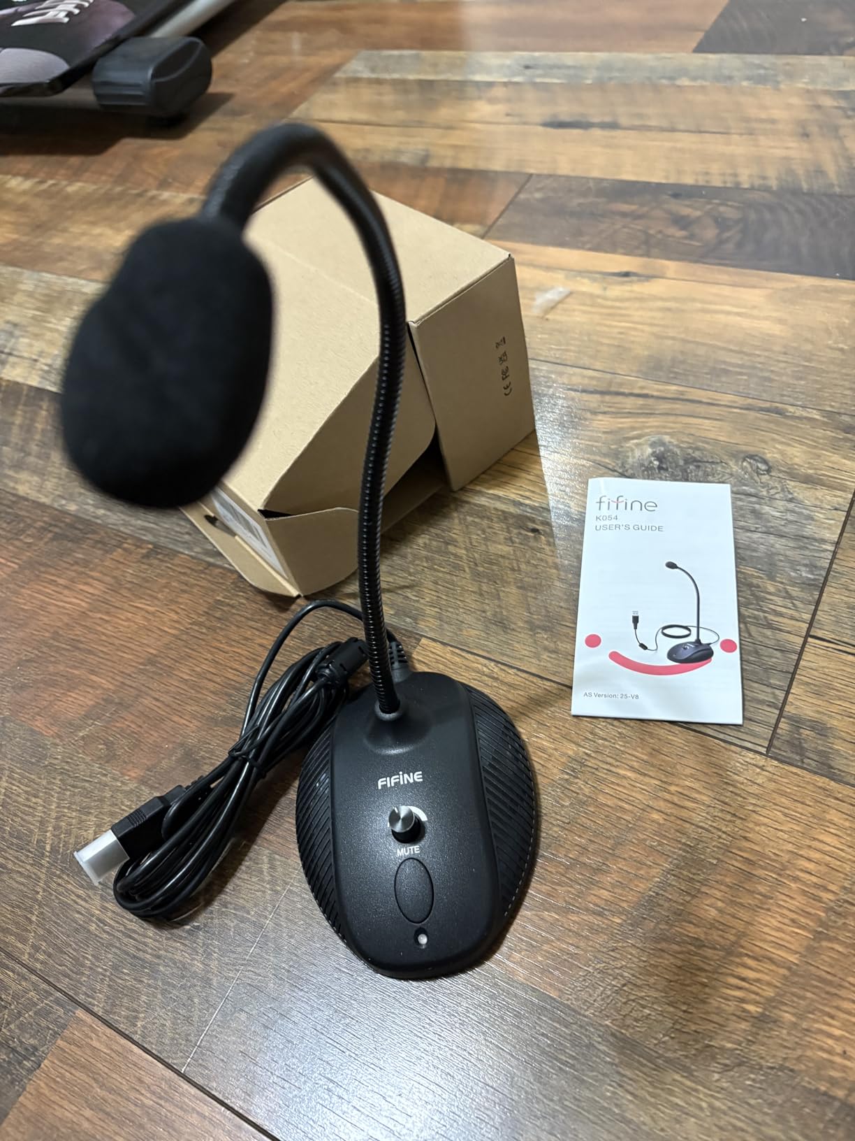 FIFINE USB Computer Microphone, Plug &Play Desktop Condenser PC Laptop Mic, Mute Button with LED Indicator, Compatible with Windows/Mac, Ideal for YouTube, Zoom, Recording, Twitch Games (K054) customer photo 1
