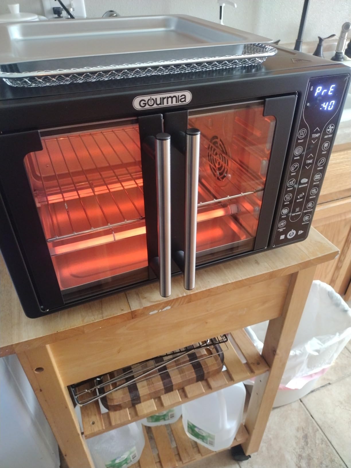 Gourmia French Door Air Fryer Toaster Oven – 6-Slice Capacity, FryForce 360°, Digital Display with 17 Cooking Presets, Black customer photo 1