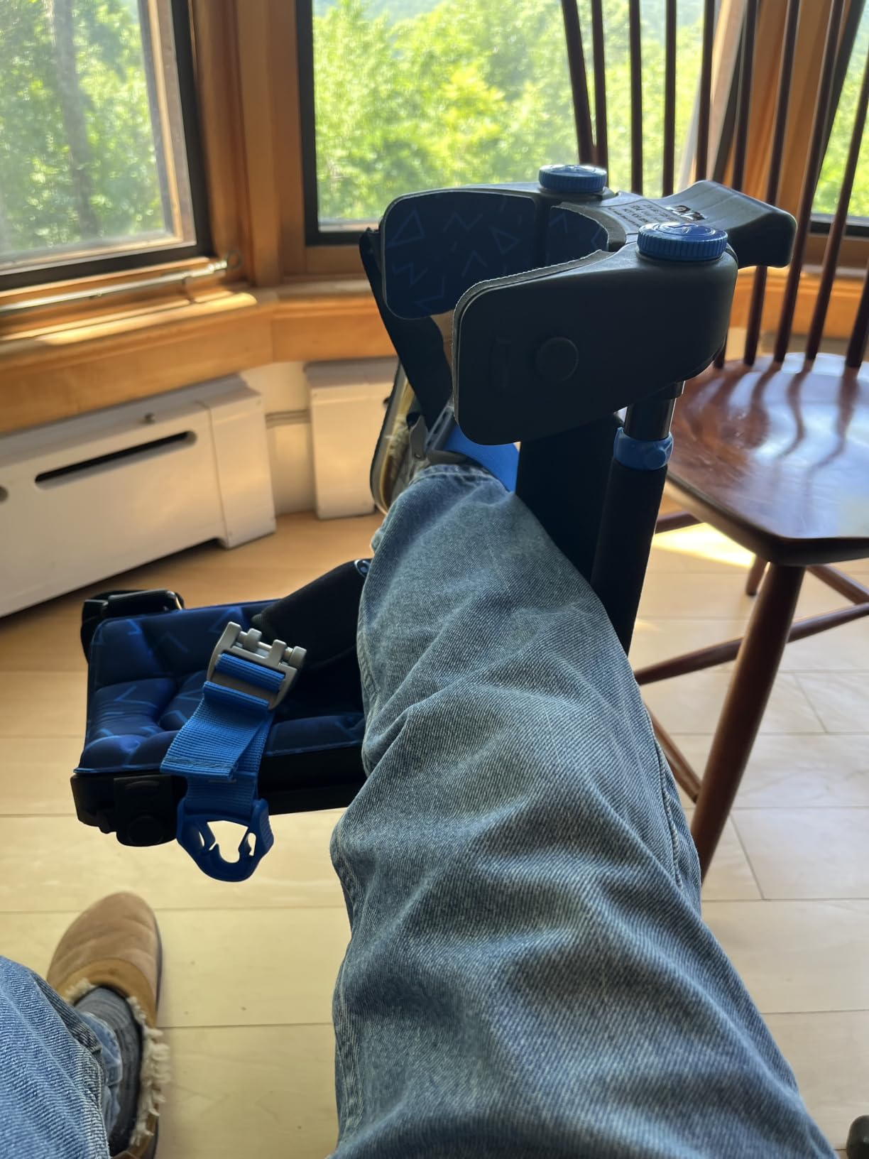 iWALK3.0 Original Hands Free Knee Crutch-Replaces Knee Scooter & Crutches customer photo 2