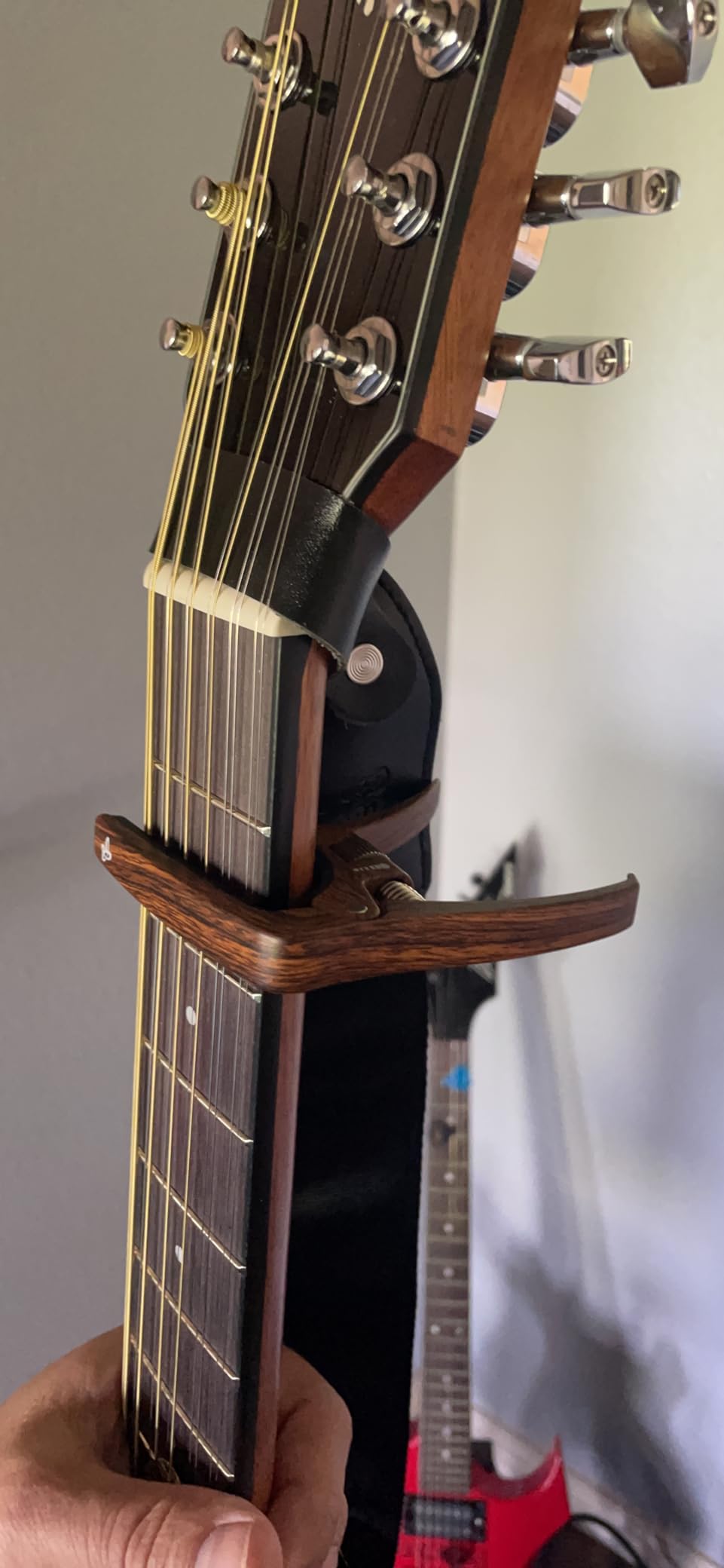 Sondery Adjustable Capo Quick Release for 6 String Acoustic Electric Guitar customer photo 1