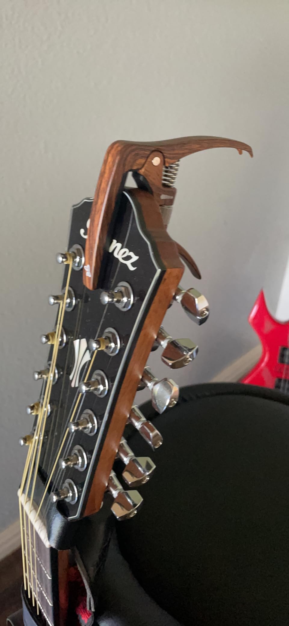 Sondery Adjustable Capo Quick Release for 6 String Acoustic Electric Guitar customer photo 2