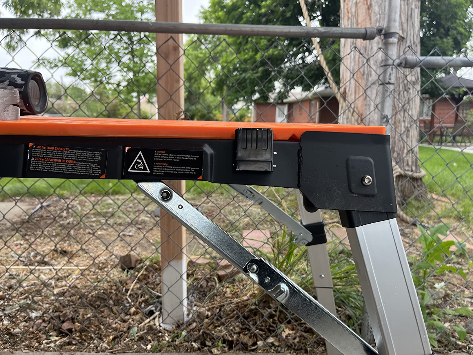 Disston 30146A OmniTable 4 in 1 Portable Workbench Work Table Dolly Scaffold and Creeper Adjustable Height with Folding Legs with Free Blu-MOL Jigsaw Blade Set (E0130146) customer photo 1
