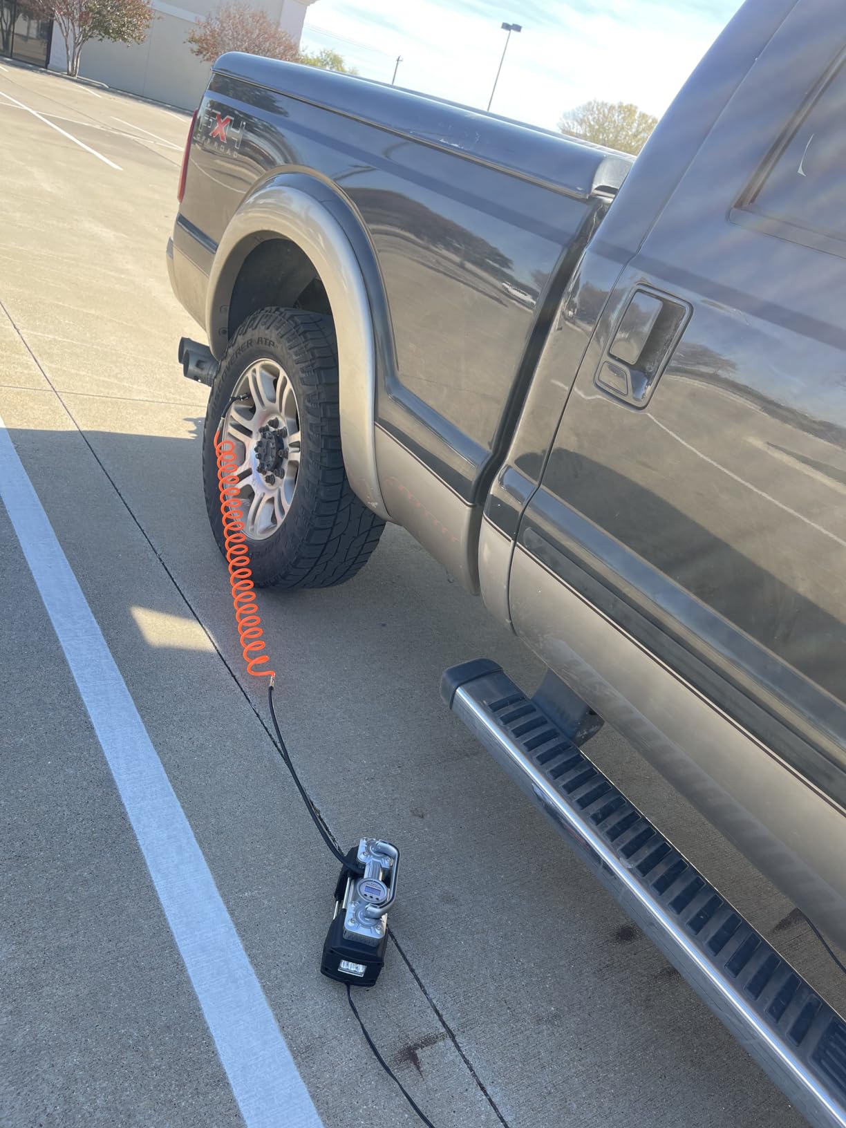 GSPSCN Heavy Duty Digital Tire Inflator 12V Portable Air Compressor Pump | 6X Faster Inflation Auto Shut-off Double Cylinders Metal Air Pump 150Psi with LED Light for Pickup,Truck,Car,Bicycles,RV,SUV customer photo 2