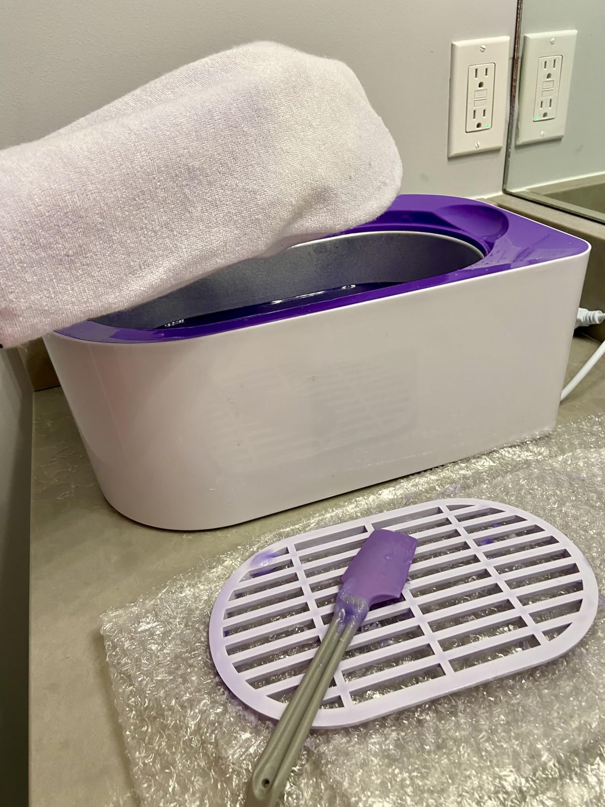 ELLA BELLA® Paraffin Wax Machine for Hand and Feet, Wax Warmer & Refill Kit customer photo 1