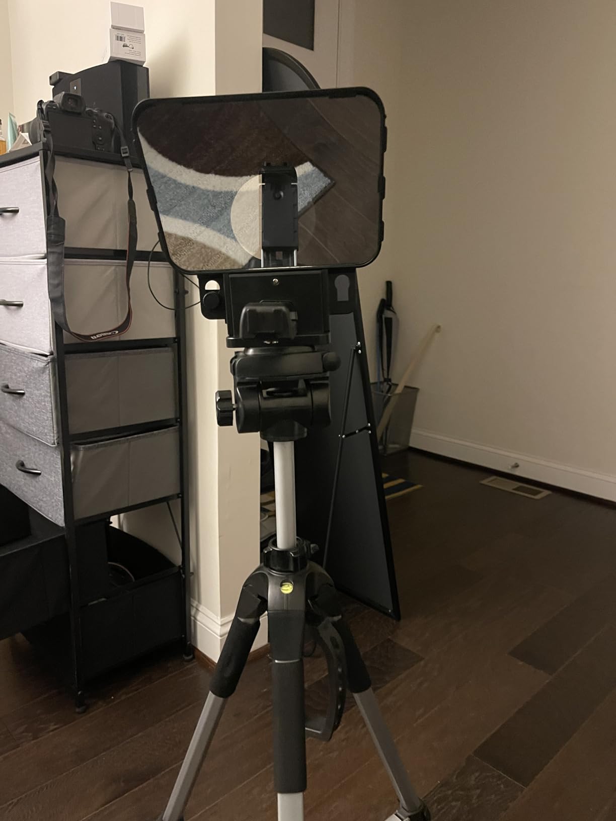 Desview T3 Teleprompter for Camera & Smartphone - Supports iPad/Tablet up to 10