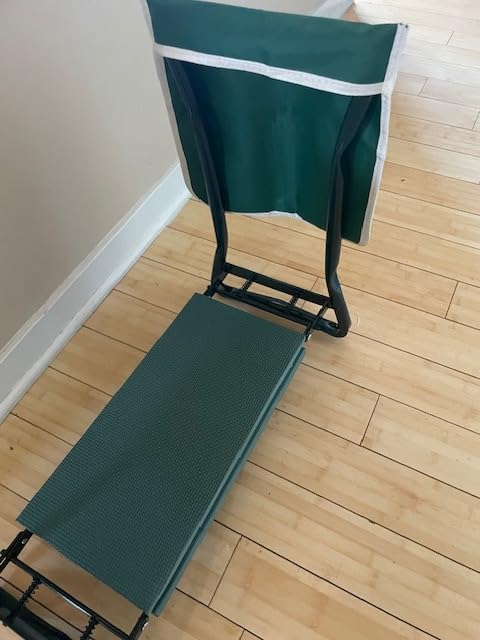 KVR Upgraded Garden Kneeler and Seat with Thicken & Widen Soft Kneeling Pad,Heavy Duty Foldable Gardener Stool with 2 Tool Pouches,Gardening Gifts for Women Mom Men Seniors¡… customer photo 1