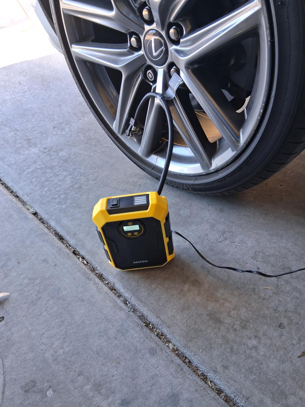 AstroAI Tire Inflator Portable Air Compressor 12V DC Integrated Storage | 9.8Ft Cord Digital Gauge Auto ShutOff LED Light Fast Inflation Air Pump for Car Tires Bike Ball Motorcycle Inflatables Yellow customer photo 2