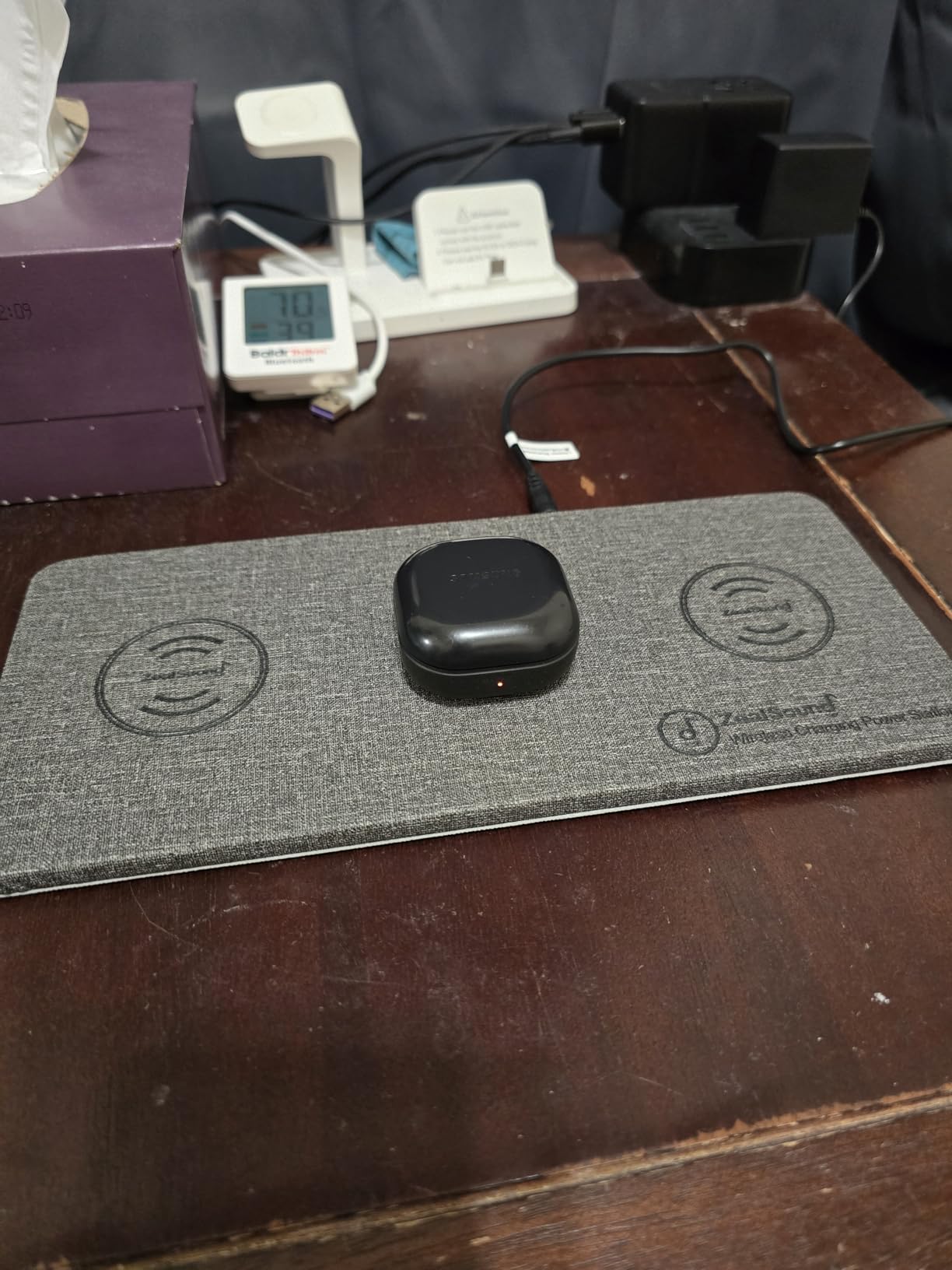 ZealSound Wireless Charging Pad, 3 in 1 Charger Mat for iPhone, Samsung Galaxy, Pixel, AirPods & Galaxy Buds, 24W Adapter Included, Ultra Slim, Case Friendly, PU Leather, Home Office & Travel, Gray customer photo 2