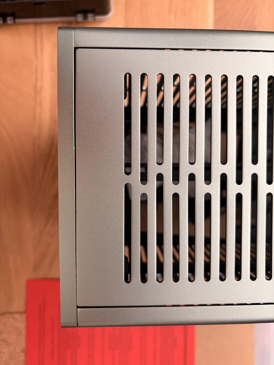 Fractal Design Terra Jade - Wood Walnut Front Panel - Small Form Factor - Mini ITX Gaming case – PCIe 4.0 Riser Cable – USB Type-C - Anodized Aluminum Panels customer photo 1