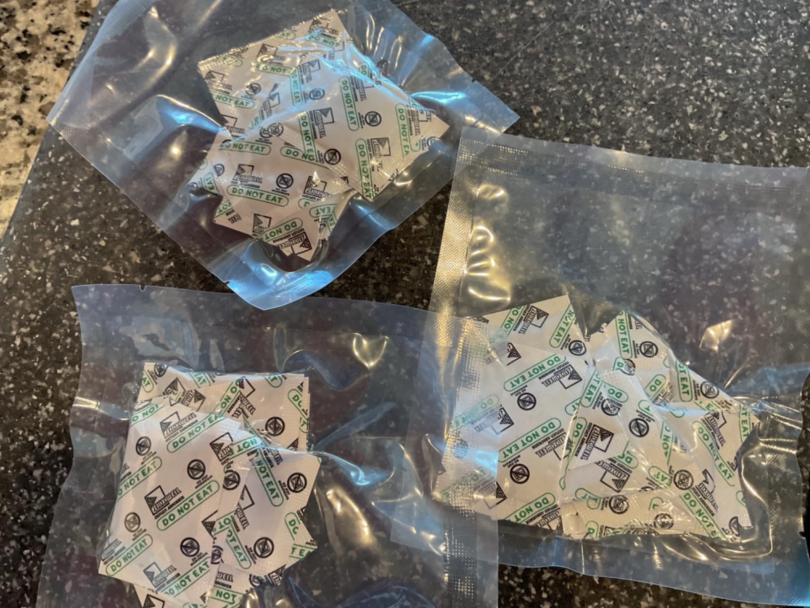 100pcs Mylar Bags for Food Storage 12 Mil Thick with 150x400cc Oxygen Absorbers & Labels, 3 Sizes (1 Gallon, 1 Quart, 1/2 Pint) - Stand-Up, Resealable & Heat Sealable for Long Term Food Storage customer photo 2
