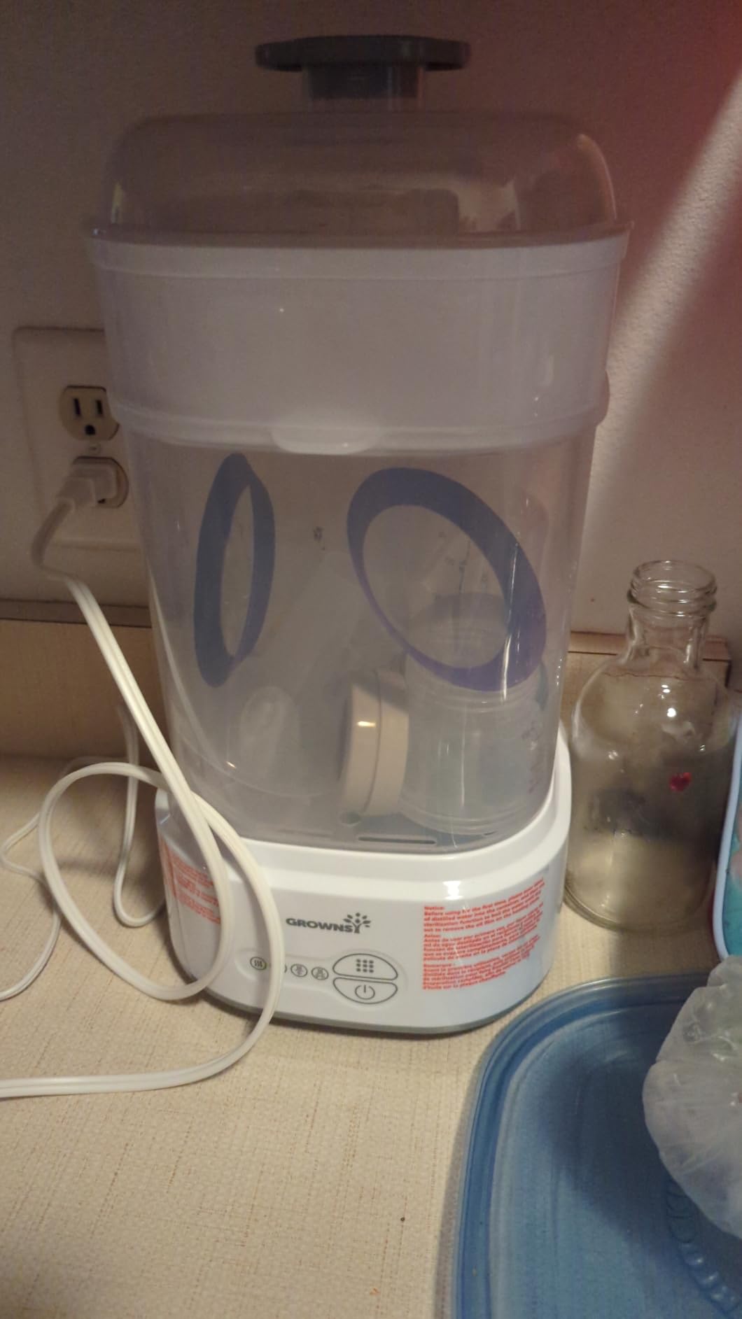 Grownsy Compact Baby Bottle Sterilizer and Dryer with Fast Sanitization customer photo 1