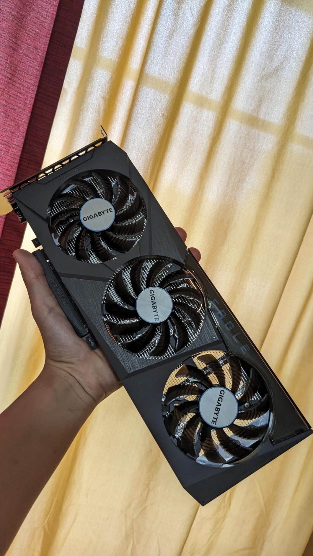 GIGABYTE Radeon RX 6600 Eagle 8G Graphics Card, WINDFORCE 3X Cooling System, 8GB 128-bit GDDR6, GV-R66EAGLE-8GD Video Card customer photo 1