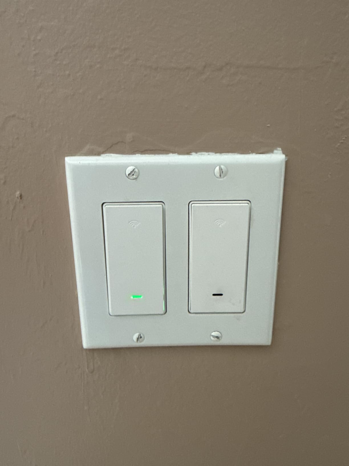 GHome Smart Switches for Lights, Single Pole WiFi, Works with Alexa, 4 Pack | Google Home Compatible, Neutral Wire Required, 2.4GHz WiFi, Voice Control, App Control, Schedule, Timer, UL FCC Listed customer photo 2