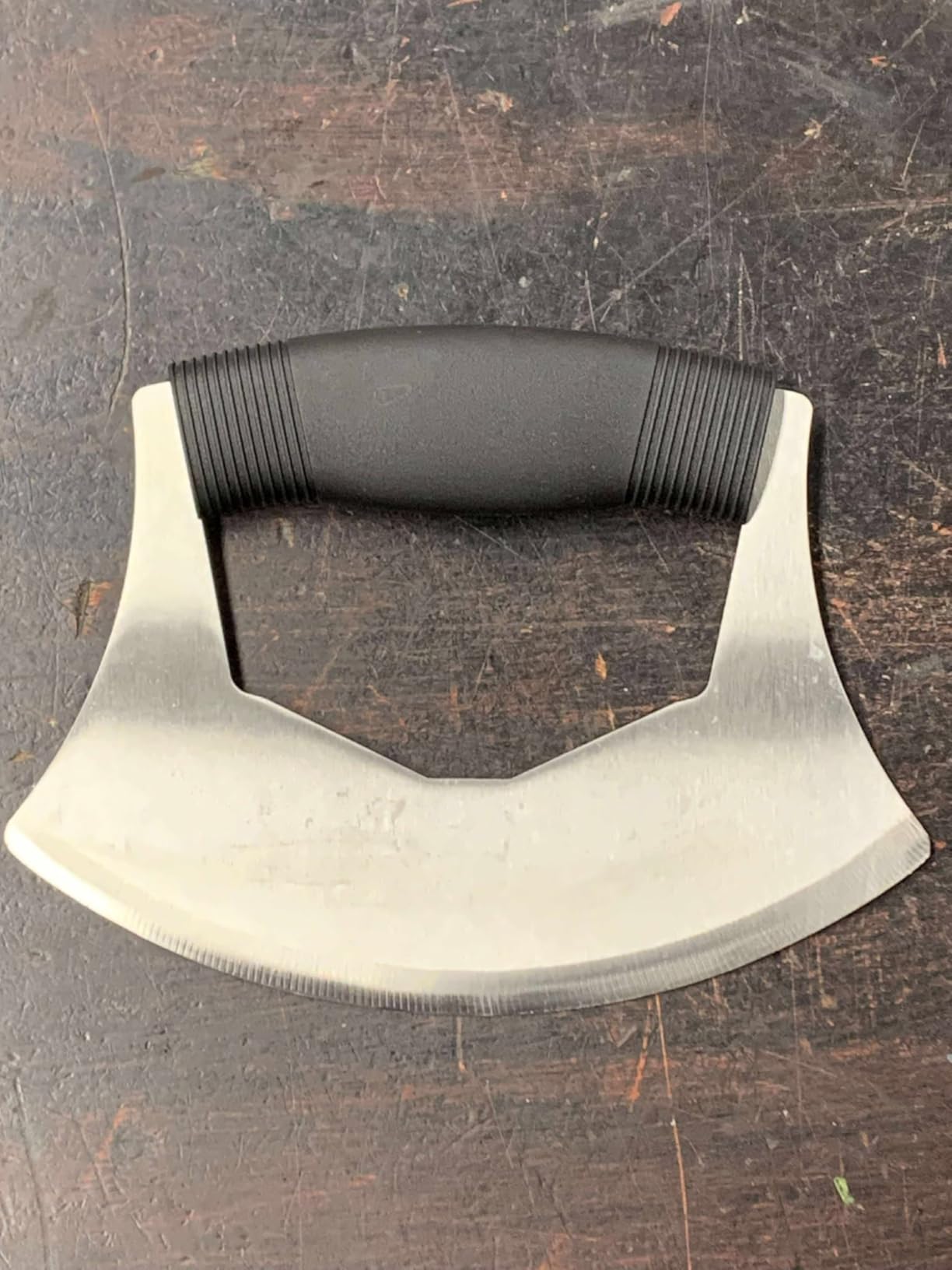 Salad Chopper Mezzaluna Knife with Protective Cover and Anti-Slip Handle - Stainless Steel Vegetable Cutter, Onion Chopper, Pizza Cutter customer photo 1