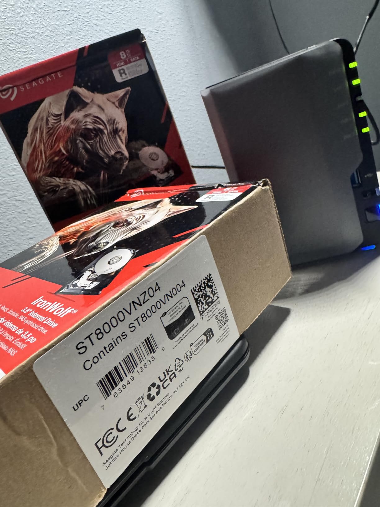 Seagate IronWolf 4TB NAS Internal Hard Drive CMR 3.5 Inch SATA 6Gb/s 5400 RPM 64MB Cache for RAID Network Attached Storage Rescue Services (ST4000VNZ06/006) customer photo 1