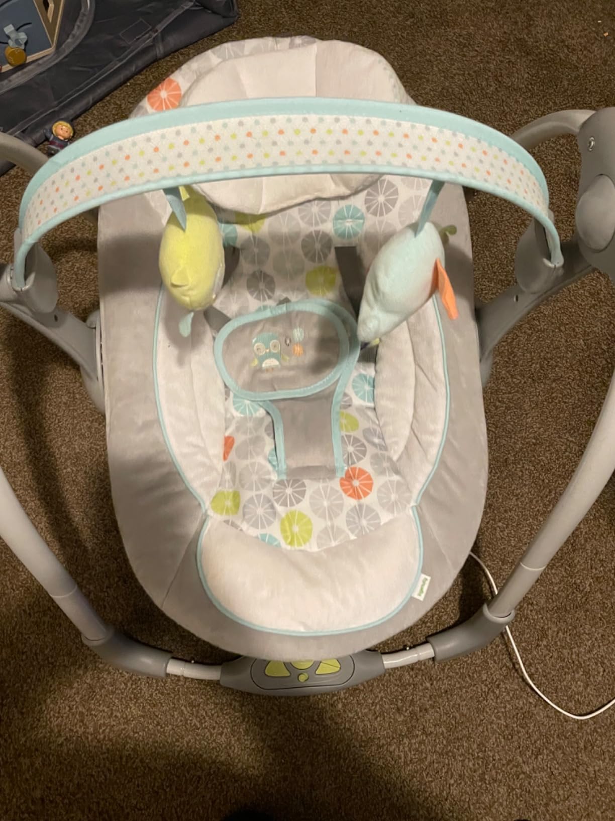 Ingenuity ConvertMe 2-in-1 Compact Portable Automatic Baby Swing & Infant Seat, Battery-Saving Vibrations, Nature Sounds, 0-9 Months 6-20 lbs (Swell) customer photo 2