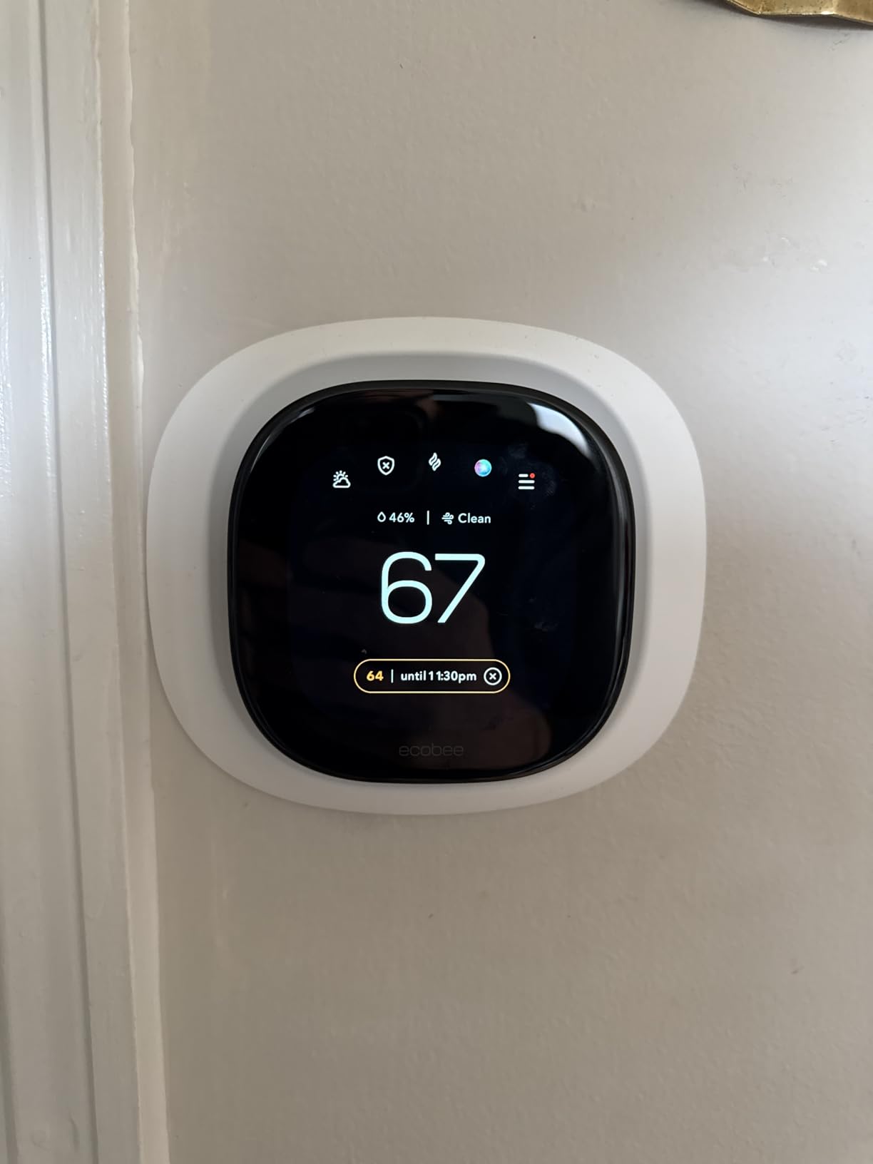 ecobee Smart Thermostat Premium - WiFi, Siri & Alexa Built-In, Smart Sensor | Air Quality Monitor. Works with Alexa, Siri and Google Home. Live view from your ecobee Doorbell. Energy Saving thermostsat customer photo 2