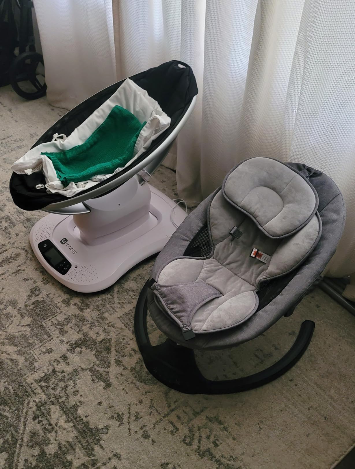 LAREX Baby Swing for Infants to Toddler with Remote Control & Bluetooth customer photo 2