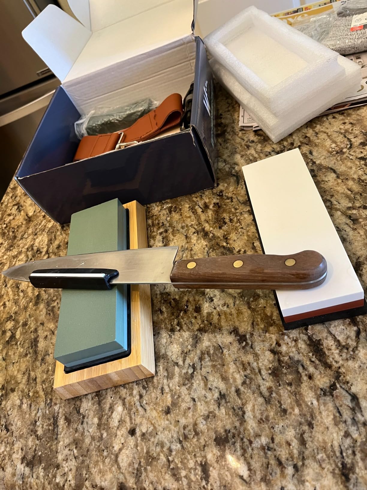 Wucgea Knife Sharpening Stone Kit - 400/1000 3000/8000 Grit Japanese Whetstone Set with Non-Slip Rubber Base, Angle Guide, Flattening Stone and Leather Strop customer photo 1