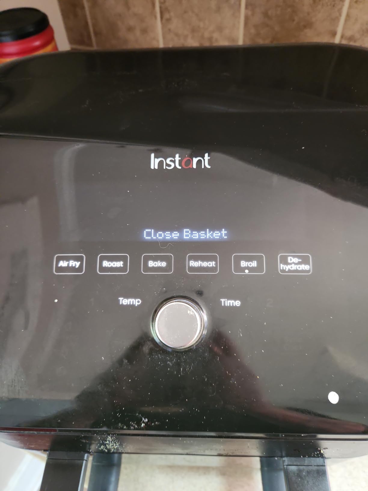 Instant Pot VersaZone 9QT Air Fryer,8-in-1 Functions with EvenCrisp Technology, Crisps,Broils, Bakes,Roasts, Dehydrates,Reheats at Same or Different Temperature, from the Makers of Instant Pot, Black customer photo 2