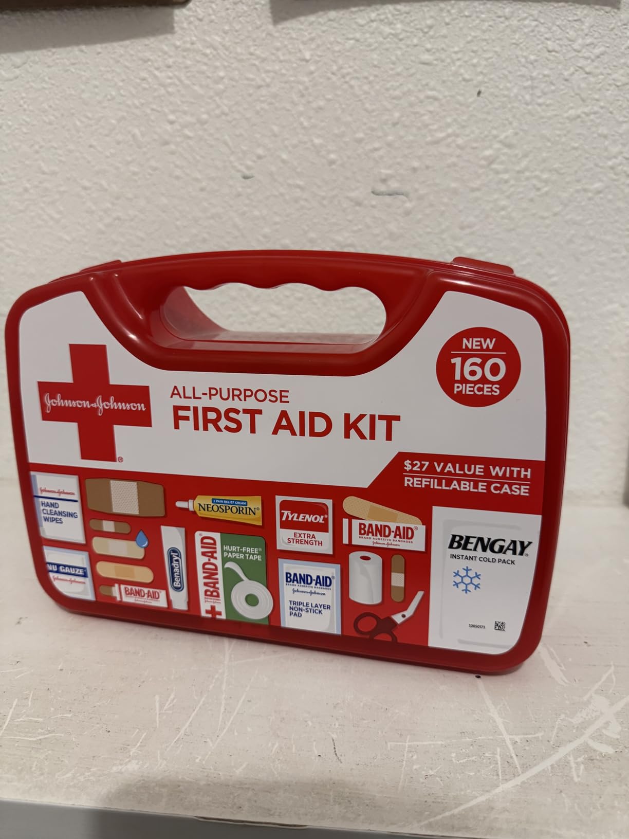 BAND-AID Brand Travel Ready Portable First Aid Kit, 80 Piece customer photo 1