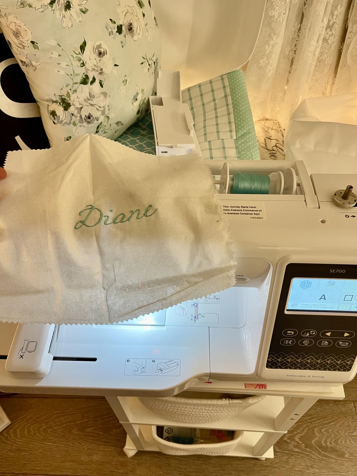 Brother SE700 Sewing and Embroidery Machine, Wireless LAN, 8 included Ft customer photo 2